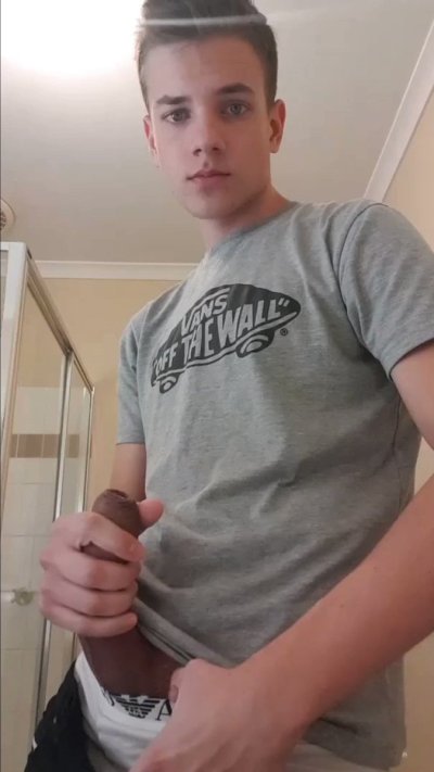 Watch C O N N O R's leaked NSFW video on TwXstars