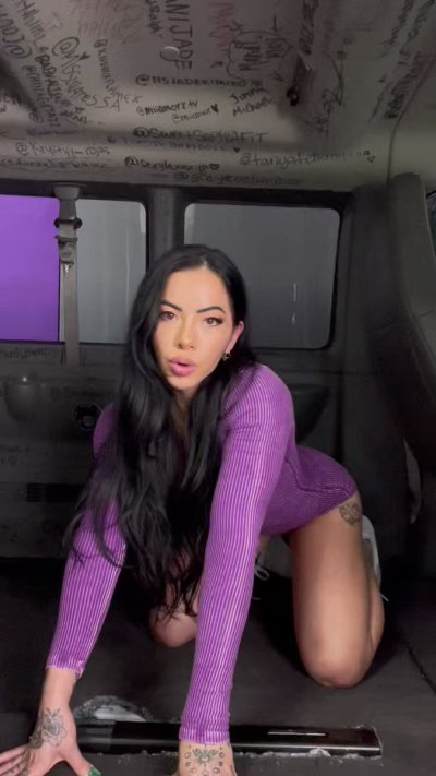 Watch lilkymchiii's leaked NSFW video on TwXstars