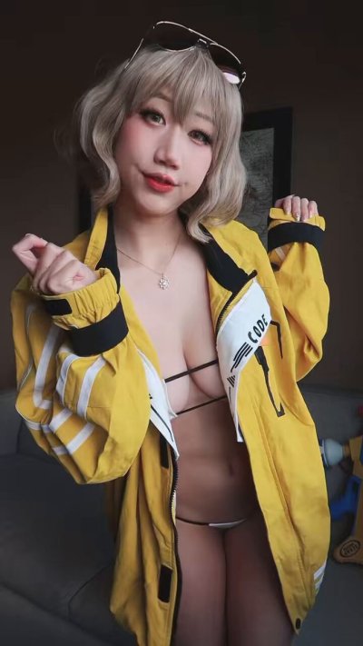 Watch Dani @ ANYC's leaked NSFW video on TwXstars