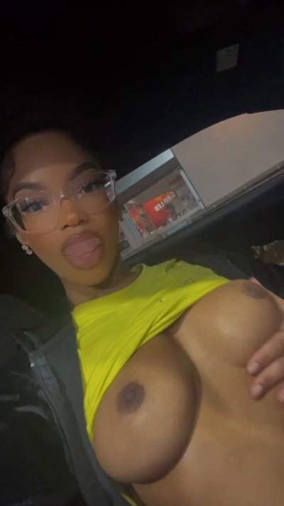 Watch 🤍 princess rozay 🤍's leaked NSFW video on TwXstars