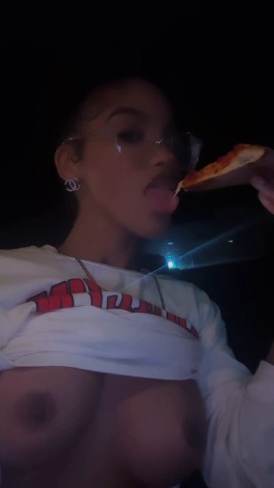 Watch 🤍 princess rozay 🤍's leaked NSFW video on TwXstars