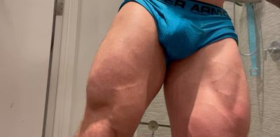 Watch Mike Espinosa's leaked NSFW video on TwXstars