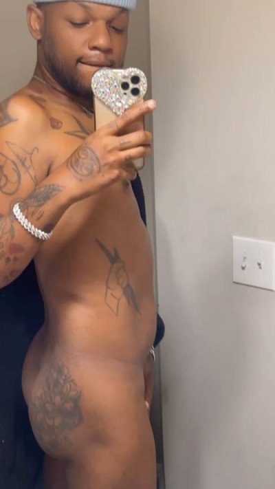 Watch 🦋's leaked NSFW video on TwXstars