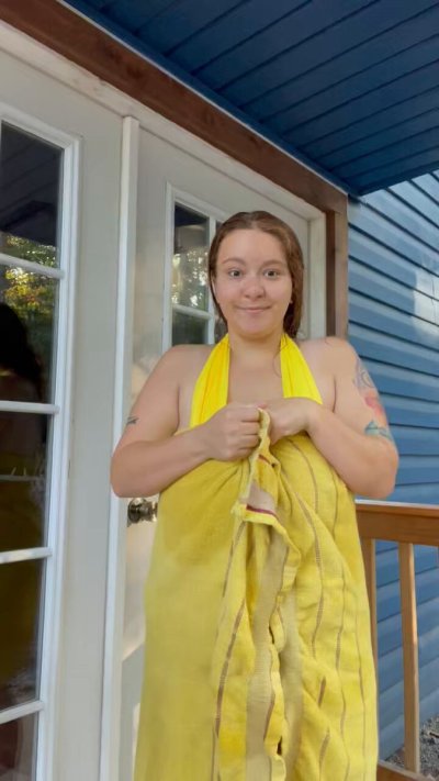 Watch Gigantomastia Goddess Arianna 👑's leaked NSFW video on TwXstars