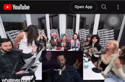 Watch onlyjennafoxx INC's leaked NSFW video on TwXstars