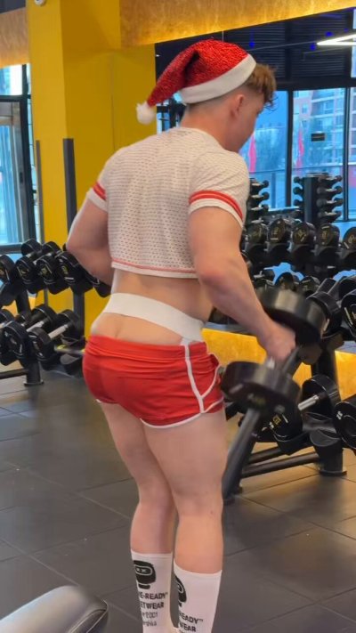 Watch Archie Bogota's leaked NSFW video on TwXstars