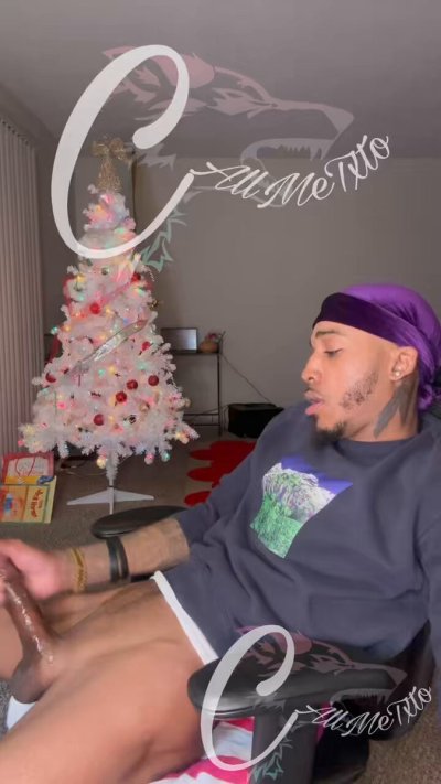 Watch Tito Santana's leaked NSFW video on TwXstars