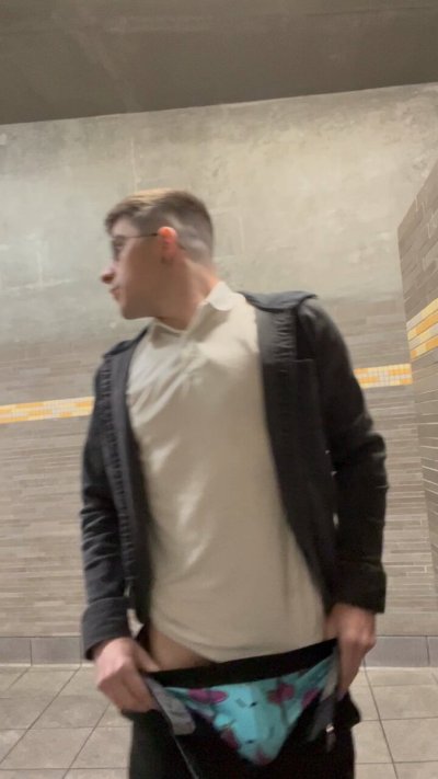 Watch Harrison Todd's leaked NSFW video on TwXstars