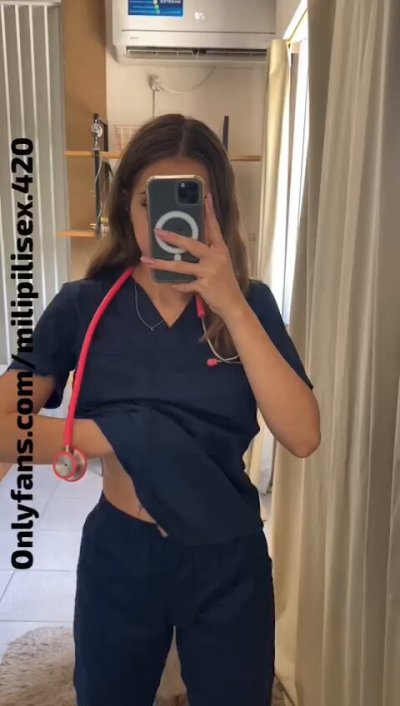 Watch mili_pili420's leaked NSFW video on TwXstars