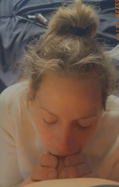 Watch MARIE CREAMS 🍑🧁's leaked NSFW video on TwXstars