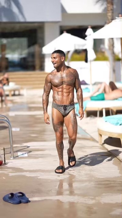 Watch Mr Exotic - 736K's leaked NSFW video on TwXstars