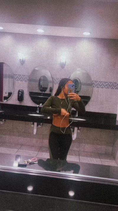 Watch 🤍 princess rozay 🤍's leaked NSFW video on TwXstars