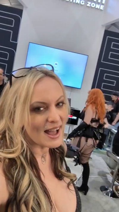 Watch Stormy Daniels's leaked NSFW video on TwXstars