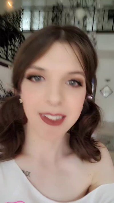 Watch Autumn Rain Free OF Trial 👇's leaked NSFW video on TwXstars