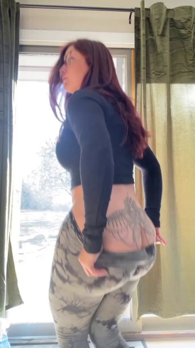 Watch American Cake's leaked NSFW video on TwXstars