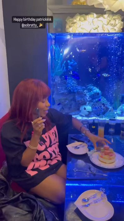 Watch onlyjennafoxx INC's leaked NSFW video on TwXstars