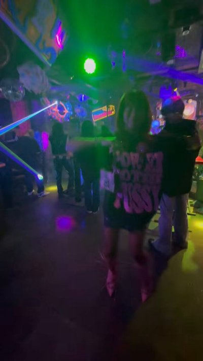 Watch onlyjennafoxx INC's leaked NSFW video on TwXstars