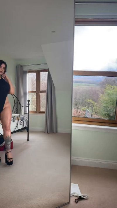 Watch ELVA's leaked NSFW video on TwXstars