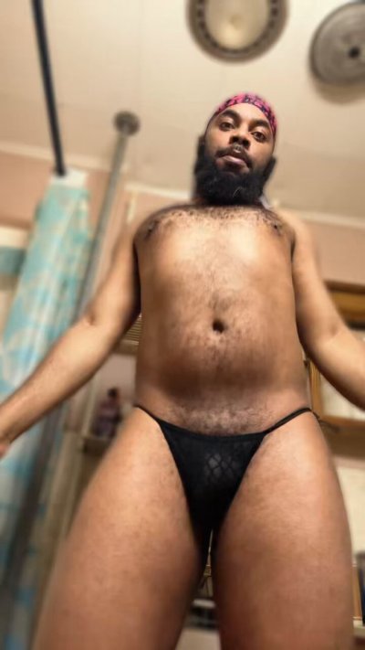 Watch Yungprinceofpeace's leaked NSFW video on TwXstars