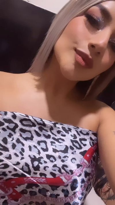 Watch Naty Delgado1's leaked NSFW video on TwXstars