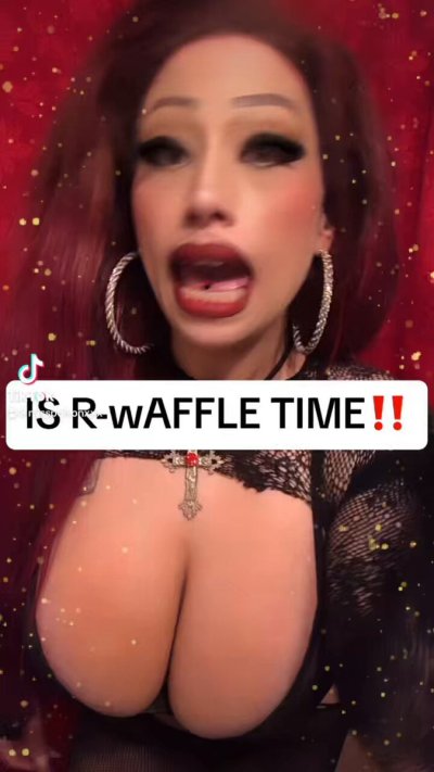 Watch Miss Poison's leaked NSFW video on TwXstars