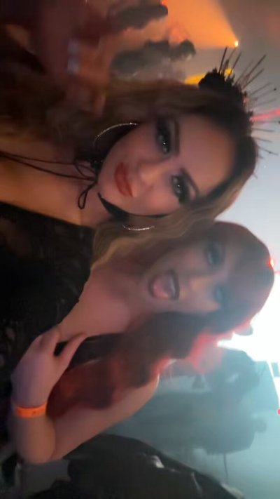 Watch Kaylyn Marie's leaked NSFW video on TwXstars