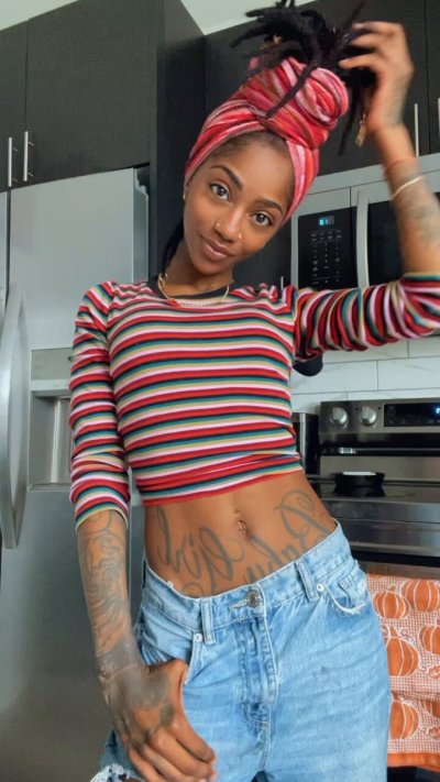 Watch HERretha Franklin ♈️'s leaked NSFW video on TwXstars