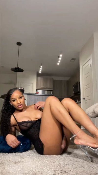 Watch T.S. Baby Doll🦄's leaked NSFW video on TwXstars