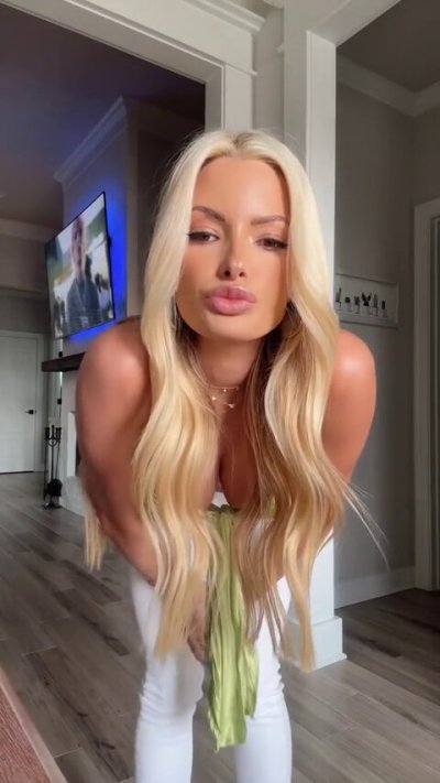 Watch 𝔩 𝔢 𝔵 𝔦 𓆩♡𓆪's leaked NSFW video on TwXstars