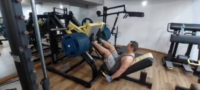 Watch Marco Rufini's leaked NSFW video on TwXstars