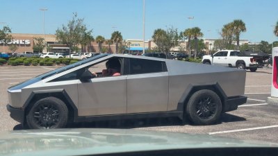 Watch Bryce Adams 💋's leaked NSFW video on TwXstars