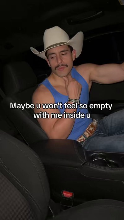 Watch Osvaldo Mireles 👨🏻's leaked NSFW video on TwXstars