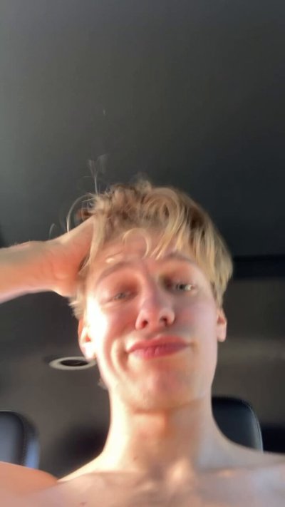 Watch Leo Louis's leaked NSFW video on TwXstars