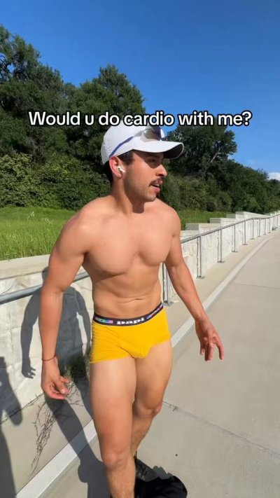 Watch Osvaldo Mireles 👨🏻's leaked NSFW video on TwXstars