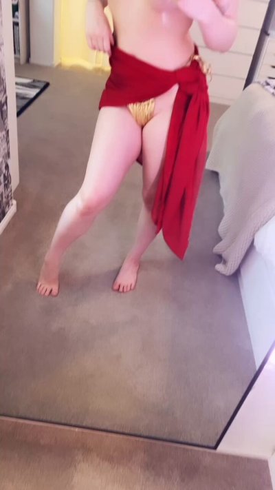 Watch Miss Kem 💖's leaked NSFW video on TwXstars