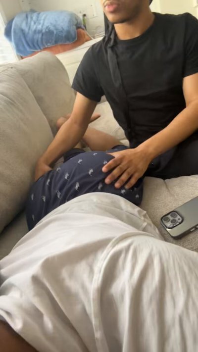 Watch 🔙Deontae🔜's leaked NSFW video on TwXstars