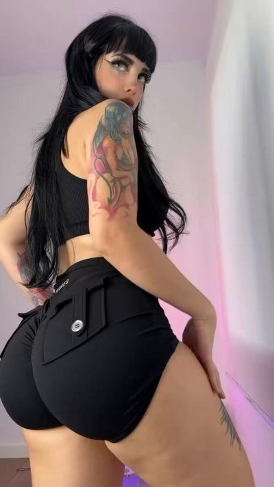 Watch Da Baddest's leaked NSFW video on TwXstars