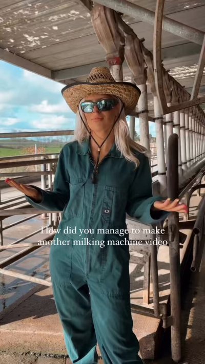 Watch Itsthatkiwigirl's leaked NSFW video on TwXstars