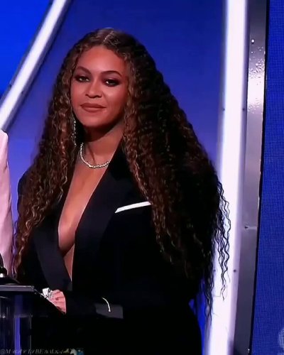 Watch LI🅱️RAnden⚖️♎️'s leaked NSFW video on TwXstars