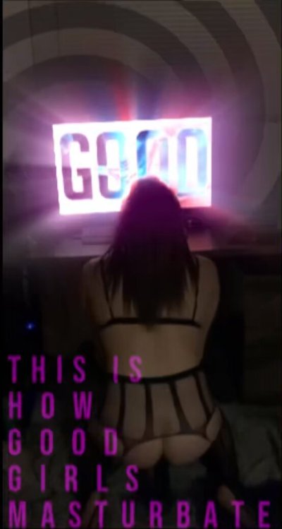 Watch Sophie ♠️'s leaked NSFW video on TwXstars