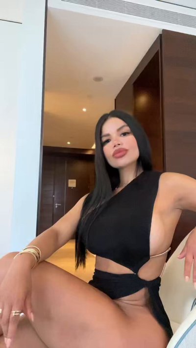 Watch Hanna's leaked NSFW video on TwXstars