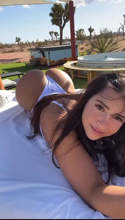 Watch Mia Monroe's leaked NSFW video on TwXstars