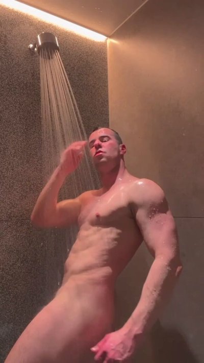 Watch Leandro Dias's leaked NSFW video on TwXstars