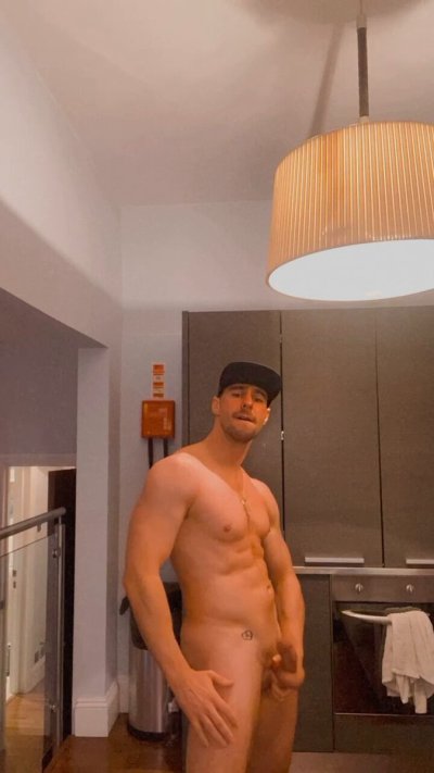 Watch Leandro Dias's leaked NSFW video on TwXstars