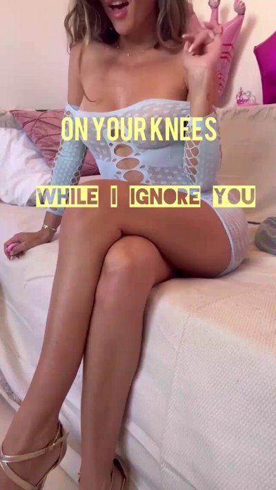 Watch GoddessMiaBrat💰's leaked NSFW video on TwXstars