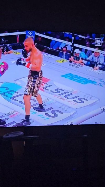 Watch undefeated_visual2.0's leaked NSFW video on TwXstars