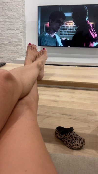 Watch GoddessMiaBrat💰's leaked NSFW video on TwXstars