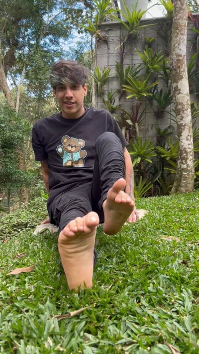 Watch tattooboyfeet 🔥onlyfans $8 🔥's leaked NSFW video on TwXstars