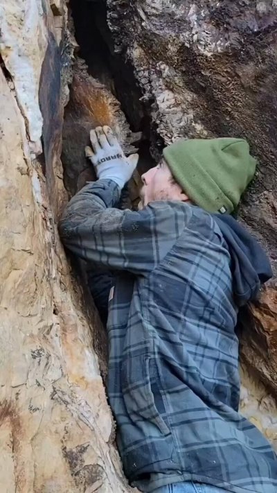 Watch Geology Page's leaked NSFW video on TwXstars