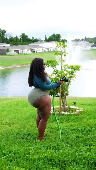 Watch fyebottom's leaked NSFW video on TwXstars